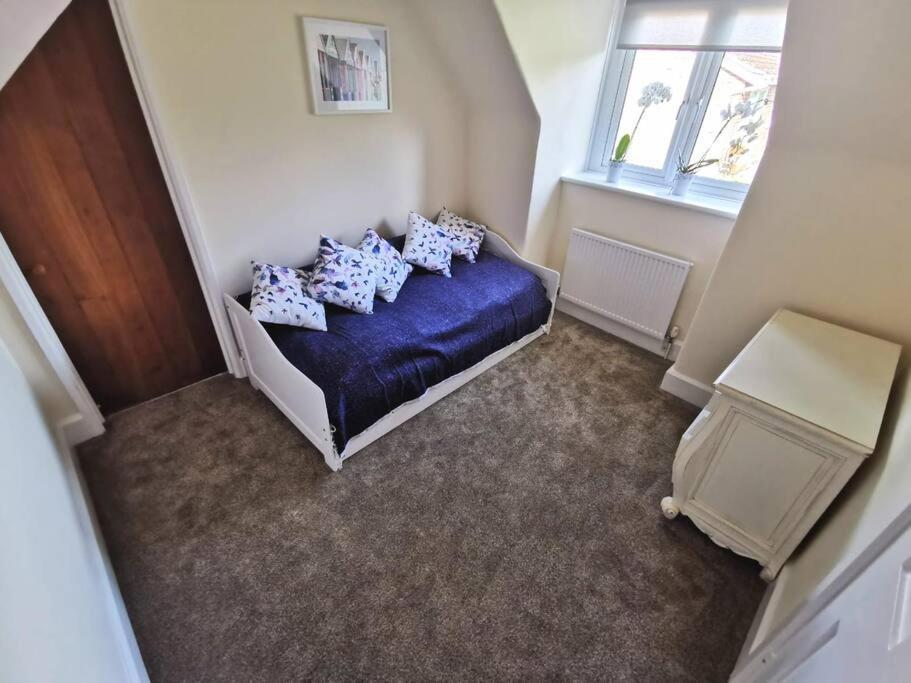 Beautiful Gate House A 4 Minute Walk From Beach Bognor Regis Extérieur photo